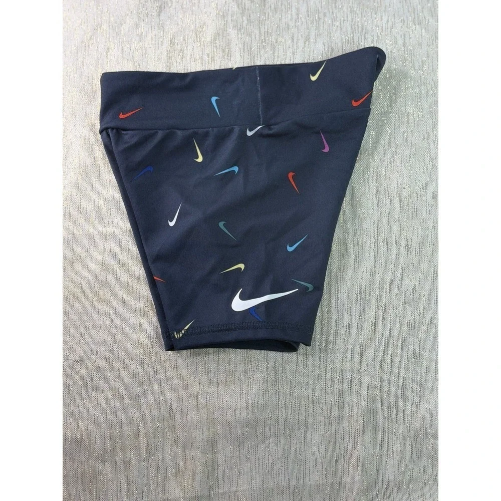 NWT nike biker shorts, size 6